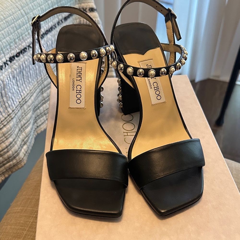 Jimmy Choo aadra Black sandals Heels with Pearl Accents 40